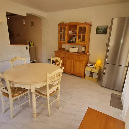 Apartment Sublime 2 Pieces Avec Clim, Terrasse, Piscine Et Parking Prive, Proche Plages Et Commerces A - Fr-1-780-20